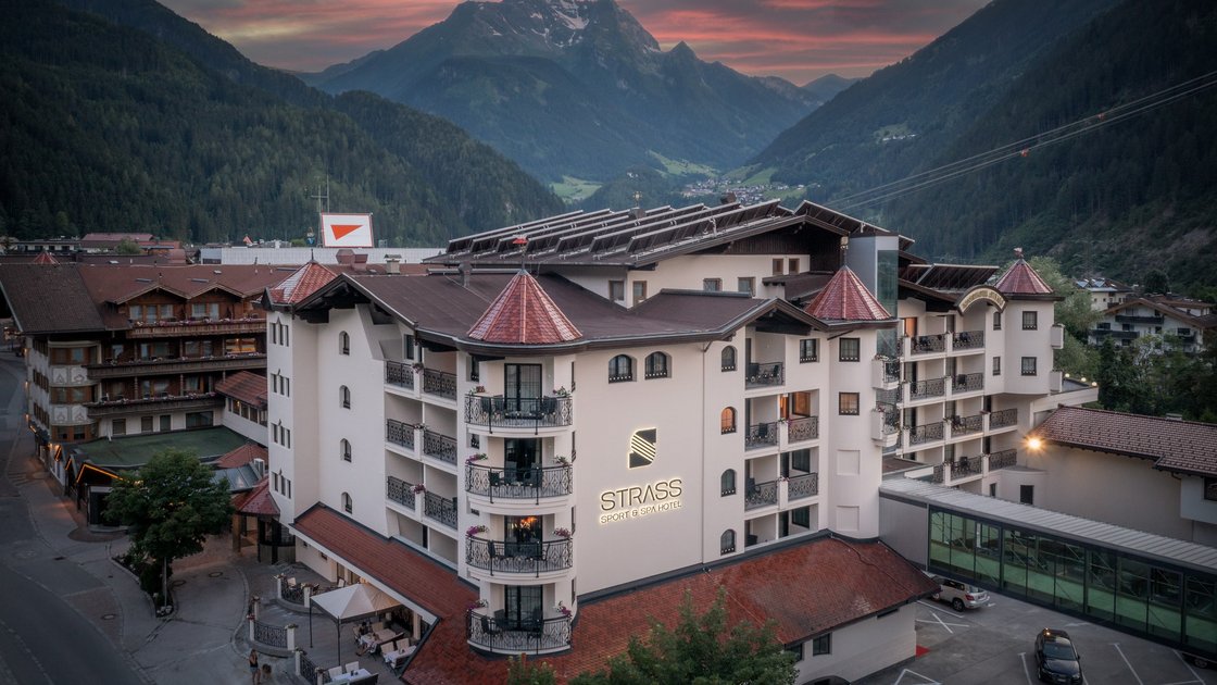 Das Hotel Strass in Mayrhofen | Jetzt buchen Das Hotel Strass in Mayrhofen | Jetzt buchen