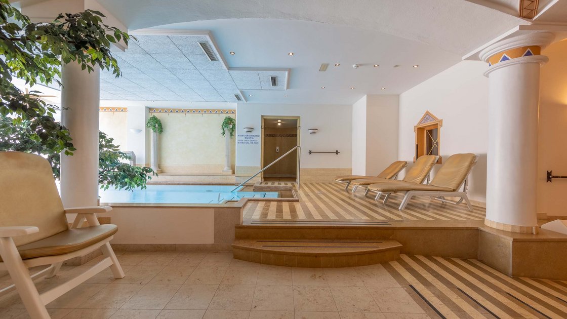 Dein Wellnesshotel in Mayrhofen – Das Hotel Strass Dein Wellnesshotel in Mayrhofen – Das Hotel Strass